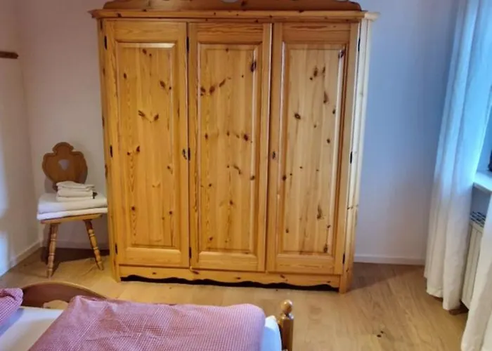 Daire Chiemgau 90 Qm 3 Balkon Übersee